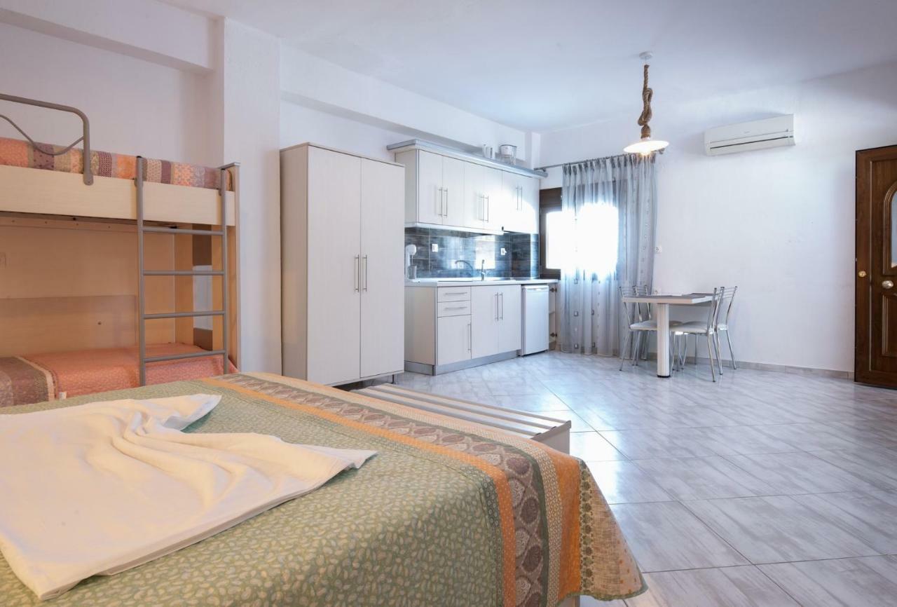 Nikola'S Apartments Торони Экстерьер фото